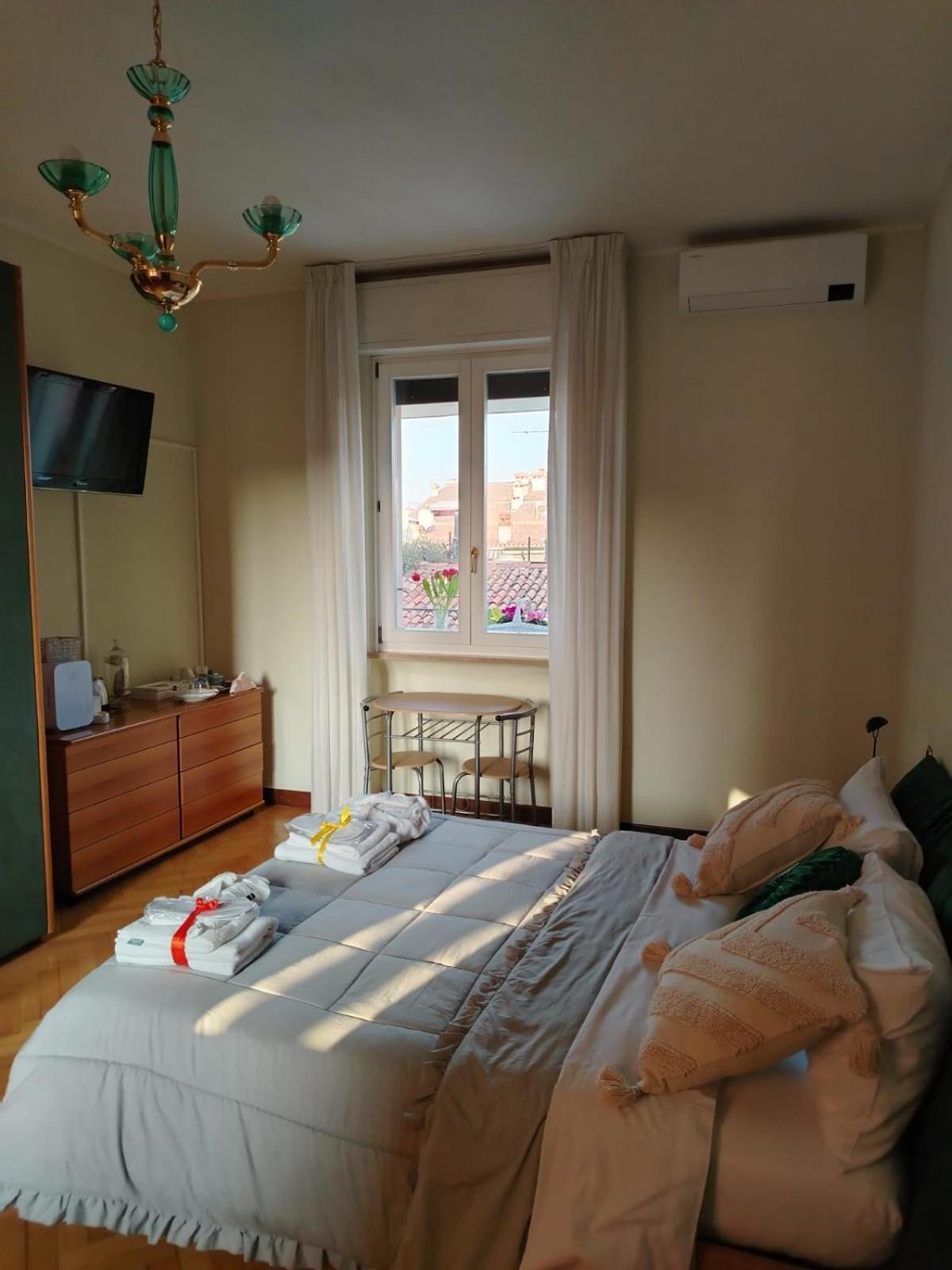 B&B Califano- 2 Leoni 维罗纳 外观 照片