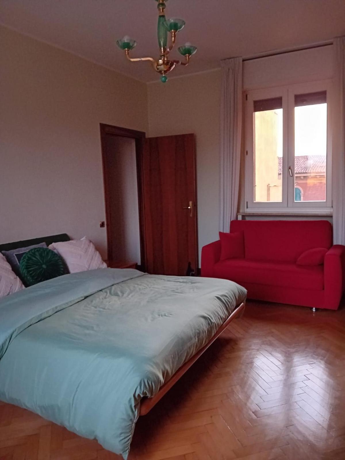 B&B Califano- 2 Leoni 维罗纳 外观 照片