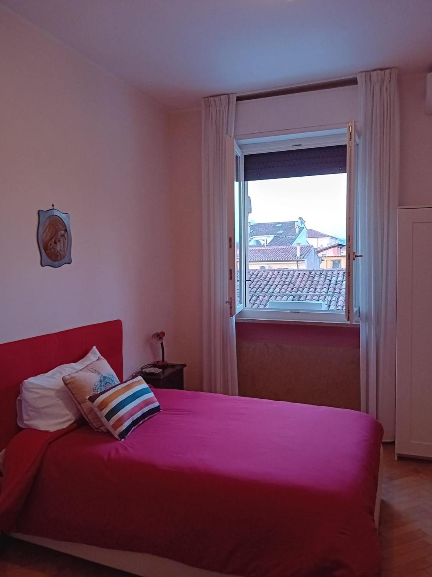 B&B Califano- 2 Leoni 维罗纳 外观 照片